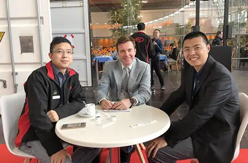 Đối tác nước ngoài đến thăm công ty của chúng tôi